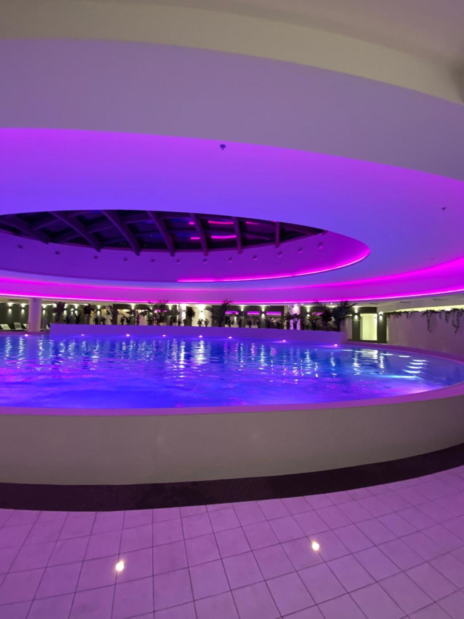 Hanza Tower Apartament Times Square Szczecin Exterior photo